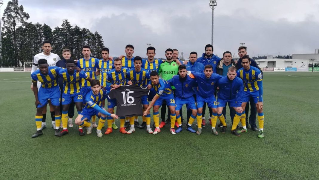 Jornal de Albergaria - Alba De Luto Trava Ovarense Com Grande Exibição